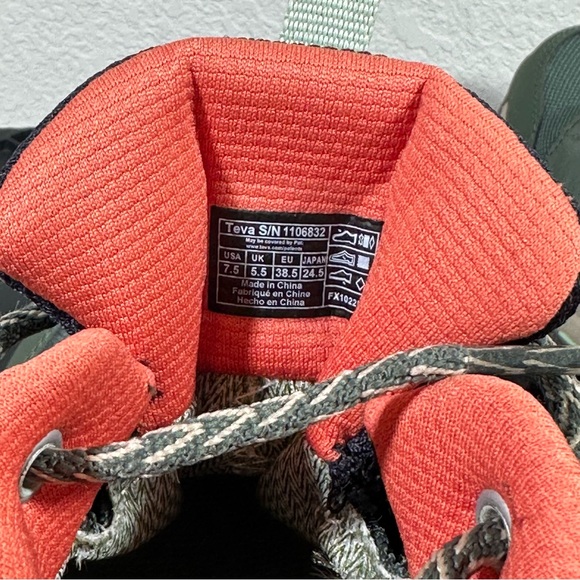 NEW TEVA THYME Green Grandview GORE-TEX GTX Vibram Megagrip Hiking Boot 7.5 - Picture 12 of 13